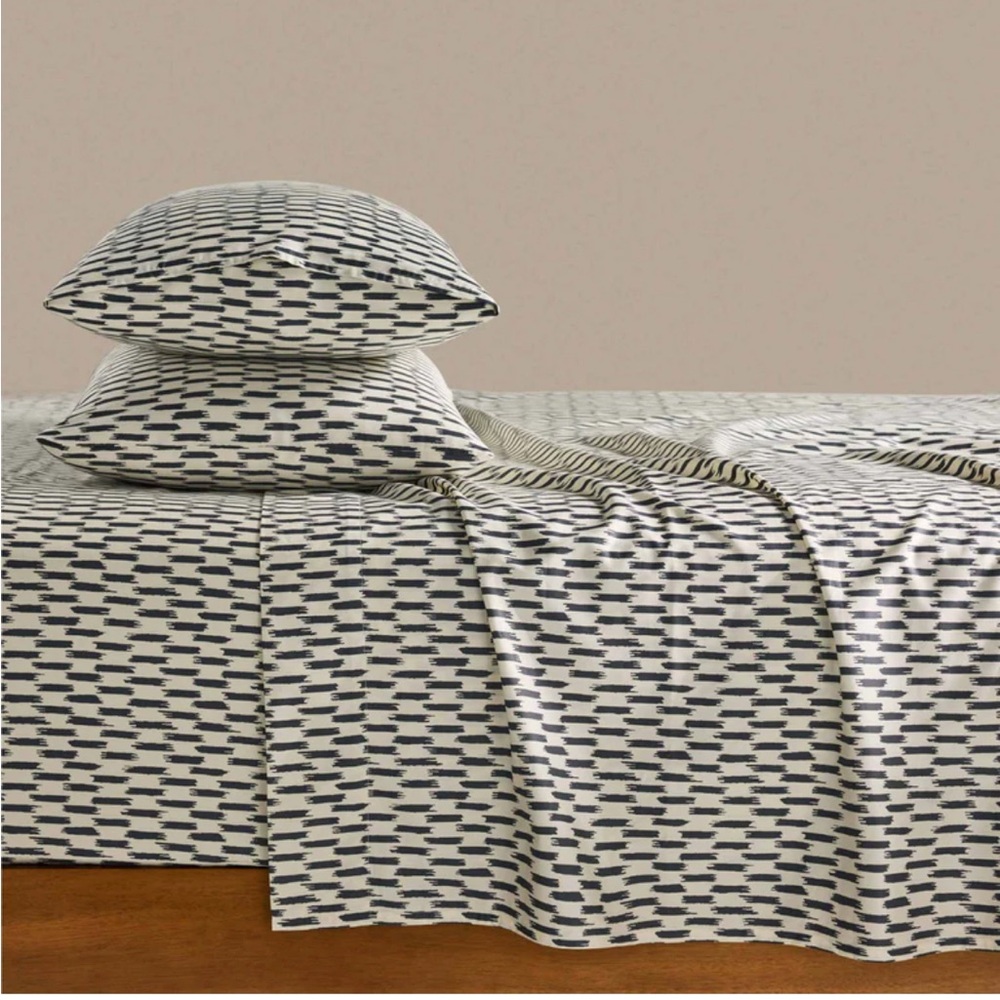 Brooklinen Black and White Bedding Set Queen